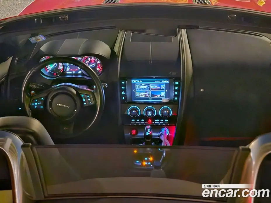 Jaguar F-Type 2015 3.0 автомат (гидро), фото 14 Jaguar F-Type 2015 3.0 автомат (гидро), фото 14