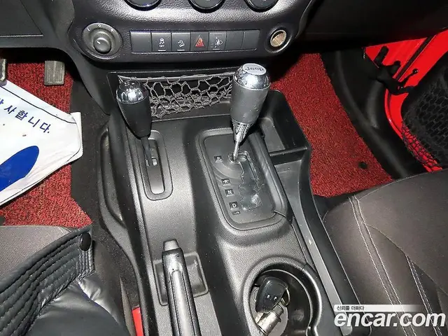 Jeep Wrangler 2015 2.8 автомат (гидро), миниатюра 12
