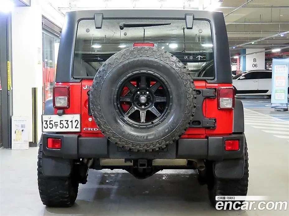 Jeep Wrangler 2015 2.8 автомат (гидро), фото 5