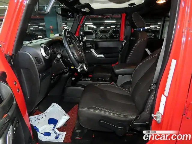 Jeep Wrangler 2015 2.8 автомат (гидро), миниатюра 6