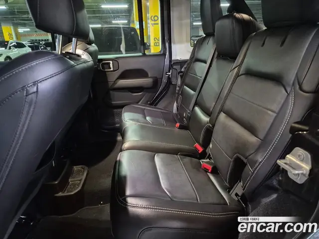 Jeep Wrangler 2020 2.0 автомат (гидро), миниатюра 12