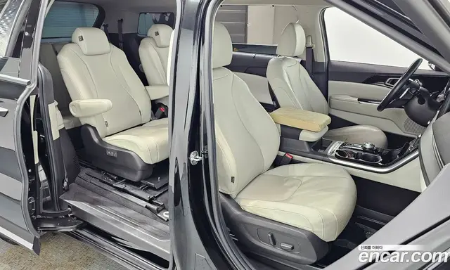 Kia Carnival 2020 2.2 автомат (гидро), миниатюра 10 Kia Carnival 2020 2.2 автомат (гидро), миниатюра 10