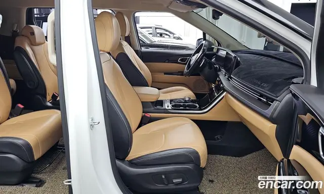 Kia Carnival 2021 2.2 автомат (гидро), миниатюра 11 Kia Carnival 2021 2.2 автомат (гидро), миниатюра 11