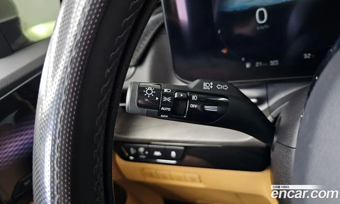 Kia Carnival 2021 2.2 автомат (гидро), фото 18 Kia Carnival 2021 2.2 автомат (гидро), фото 18