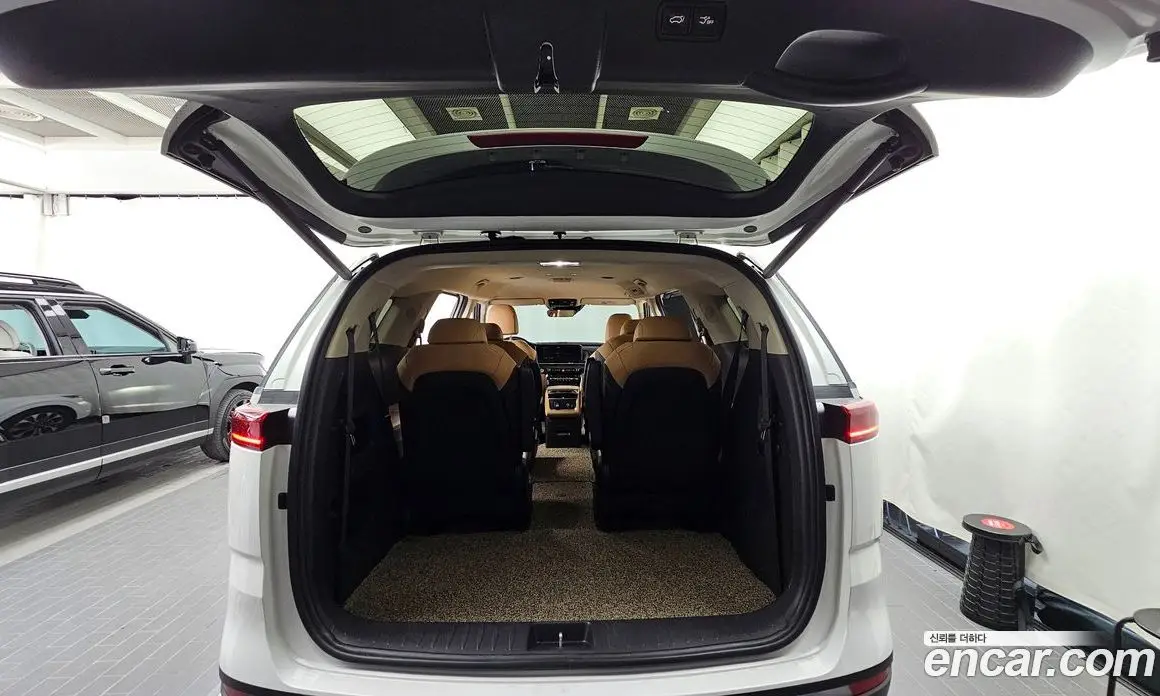 Kia Carnival 2021 2.2 автомат (гидро), фото 20 Kia Carnival 2021 2.2 автомат (гидро), фото 20