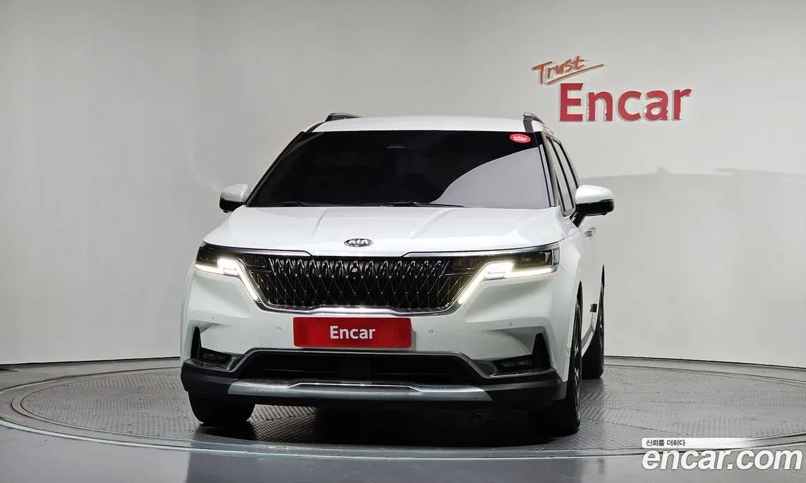 Kia Carnival 2021 2.2 автомат (гидро), фото 3 Kia Carnival 2021 2.2 автомат (гидро), фото 3
