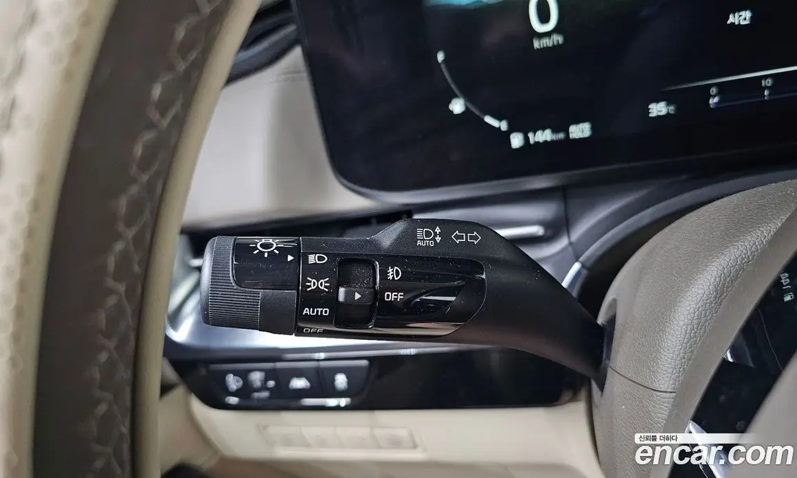 Kia Carnival 2021 3.5 автомат (гидро), фото 18 Kia Carnival 2021 3.5 автомат (гидро), фото 18