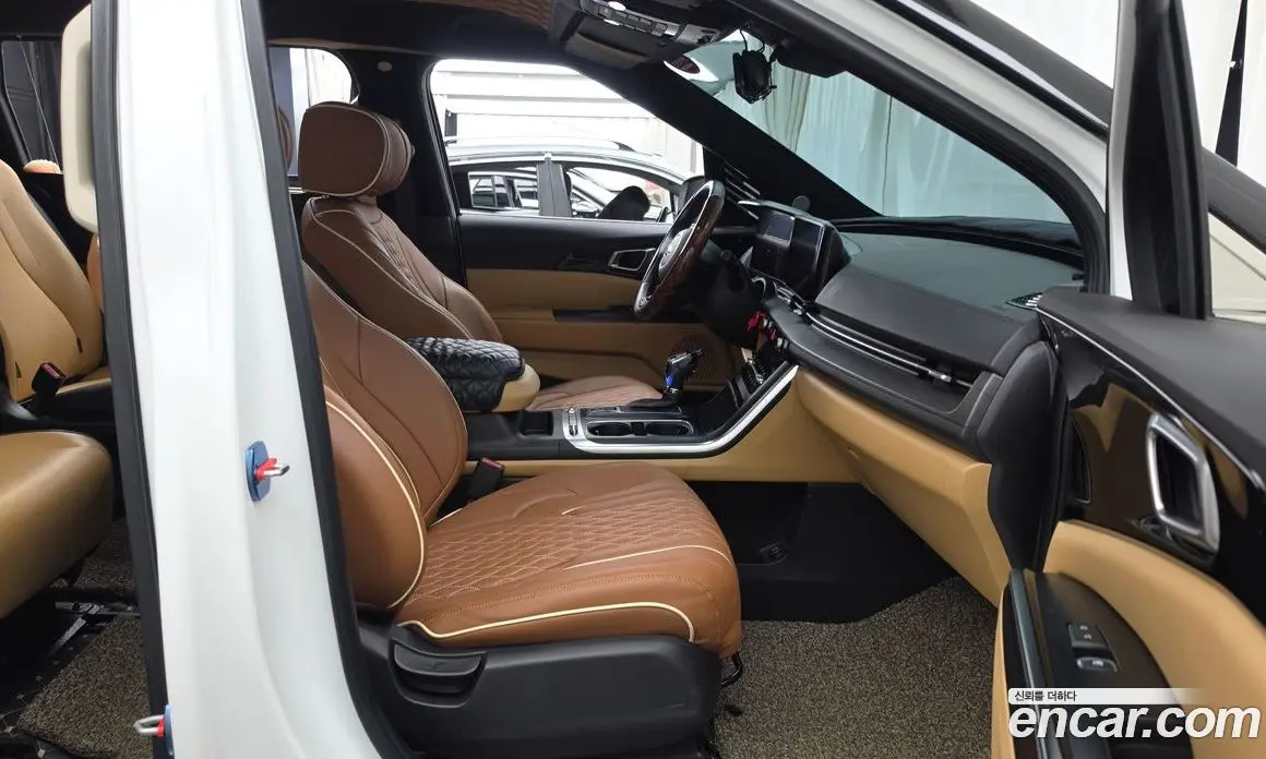 Kia Carnival 2021 2.2 автомат (гидро), фото 11 Kia Carnival 2021 2.2 автомат (гидро), фото 11