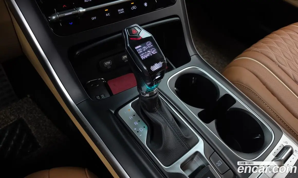 Kia Carnival 2021 2.2 автомат (гидро), фото 9 Kia Carnival 2021 2.2 автомат (гидро), фото 9