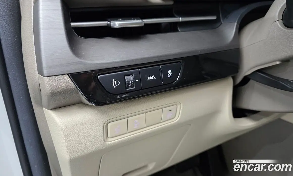 Kia Carnival 2023 2.2 автомат (гидро), фото 13 Kia Carnival 2023 2.2 автомат (гидро), фото 13