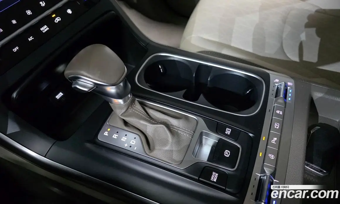 Kia Carnival 2023 2.2 автомат (гидро), фото 9 Kia Carnival 2023 2.2 автомат (гидро), фото 9