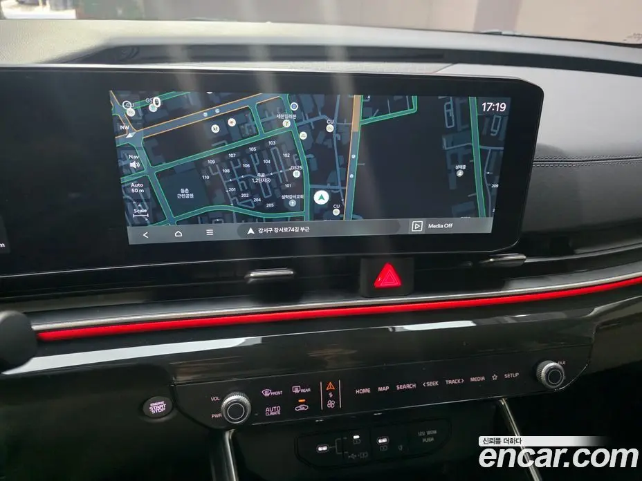 Kia Carnival 2024 3.5 автомат (гидро), фото 17 Kia Carnival 2024 3.5 автомат (гидро), фото 17