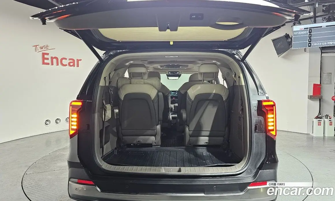 Kia Carnival 2025 3.5 автомат (гидро), фото 19 Kia Carnival 2025 3.5 автомат (гидро), фото 19