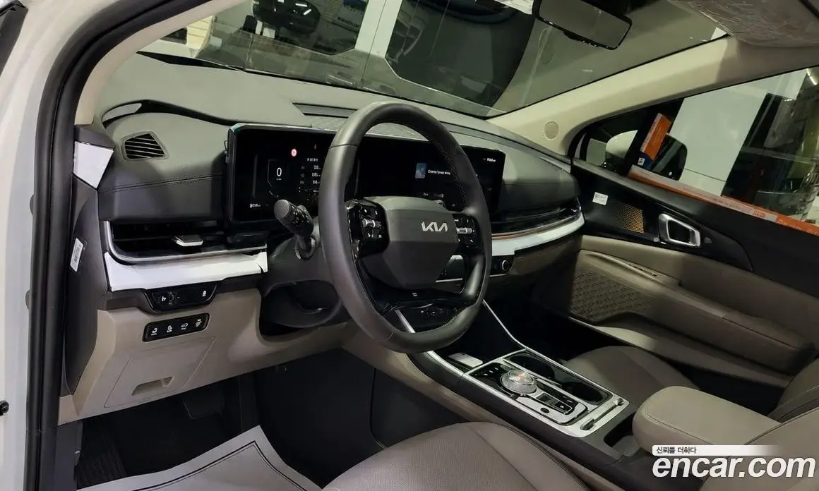 Kia Carnival 2026 1.6 автомат (гидро), фото 5