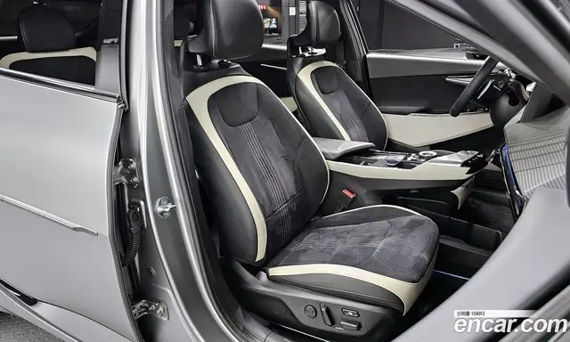 Kia EV6 2021 0.1 автомат (гидро), миниатюра 10 Kia EV6 2021 0.1 автомат (гидро), миниатюра 10