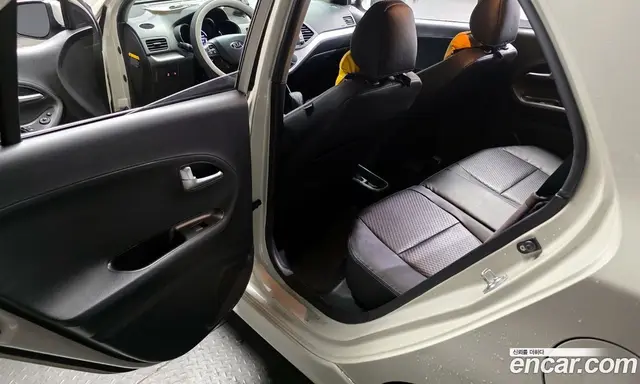 Kia Morning 2013 1.0 автомат (гидро), миниатюра 11 Kia Morning 2013 1.0 автомат (гидро), миниатюра 11
