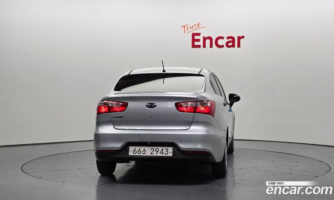 Kia Pride 2015 1.4 автомат (гидро), фото 4