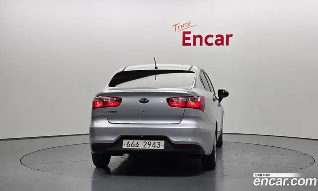 Kia Pride 2015 1.4 автомат (гидро), миниатюра 4