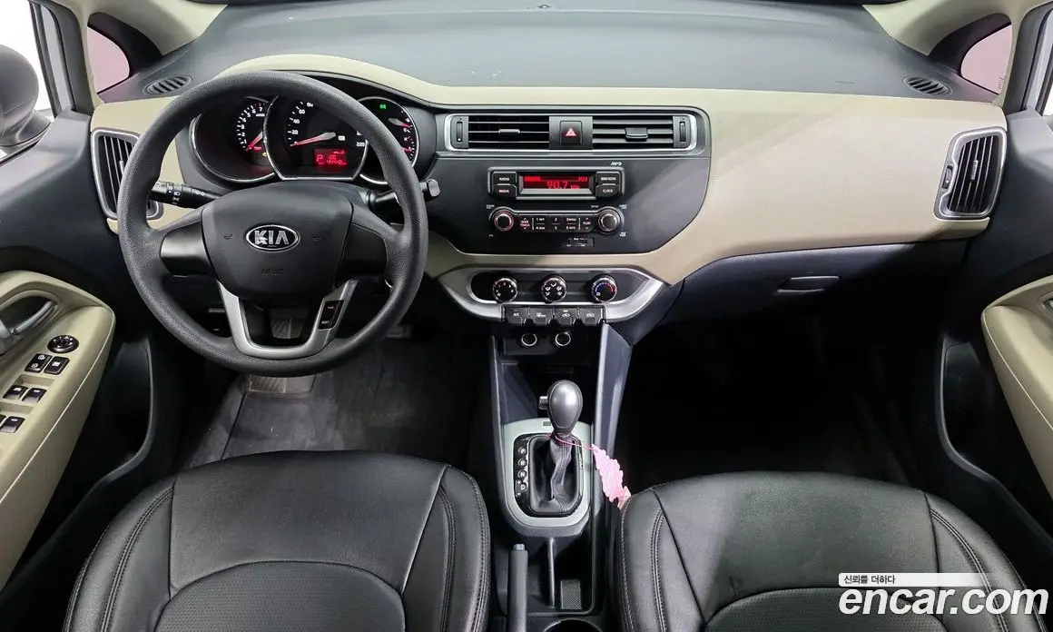 Kia Pride 2015 1.4 автомат (гидро), фото 7