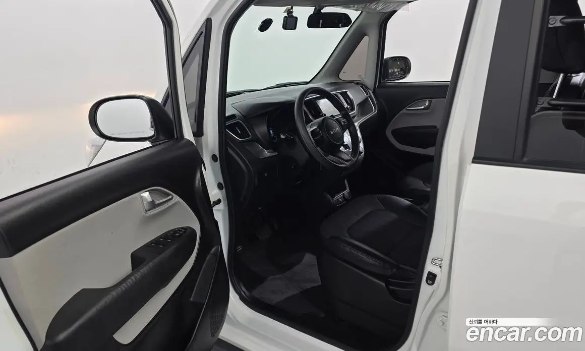 Kia Ray 2022 1.0 автомат (гидро), фото 10