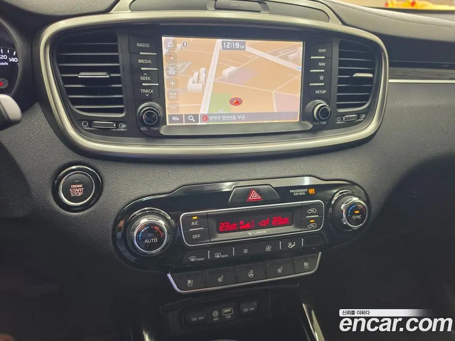 Kia Sorento 2017 2.2 автомат (гидро), фото 17