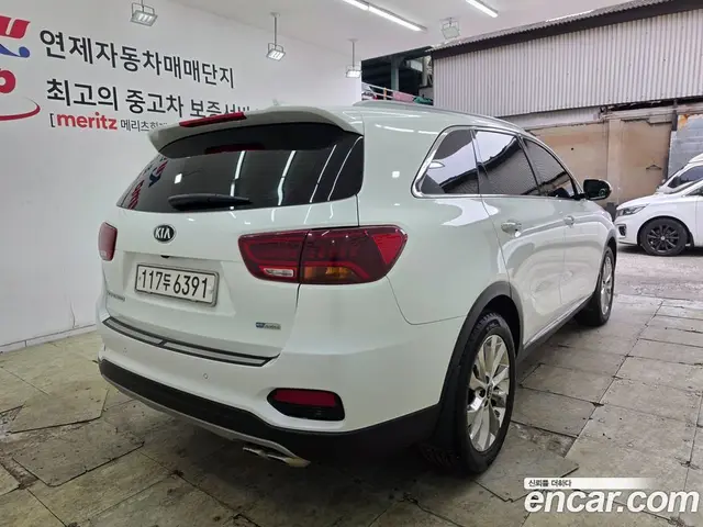 Kia Sorento 2017 2.2 автомат (гидро), миниатюра 3