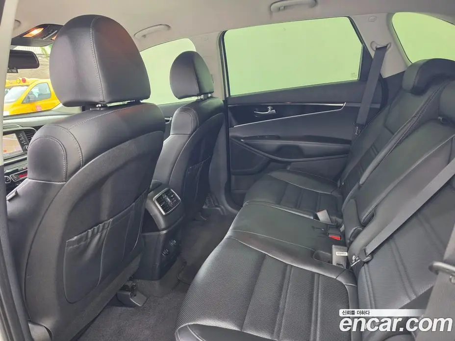 Kia Sorento 2017 2.2 автомат (гидро), фото 10