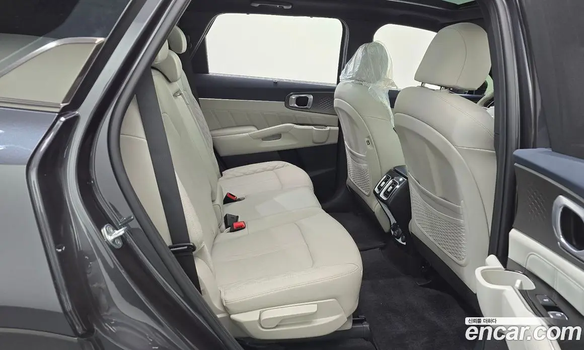 Kia Sorento 2022 1.6 автомат (гидро), фото 12 Kia Sorento 2022 1.6 автомат (гидро), фото 12