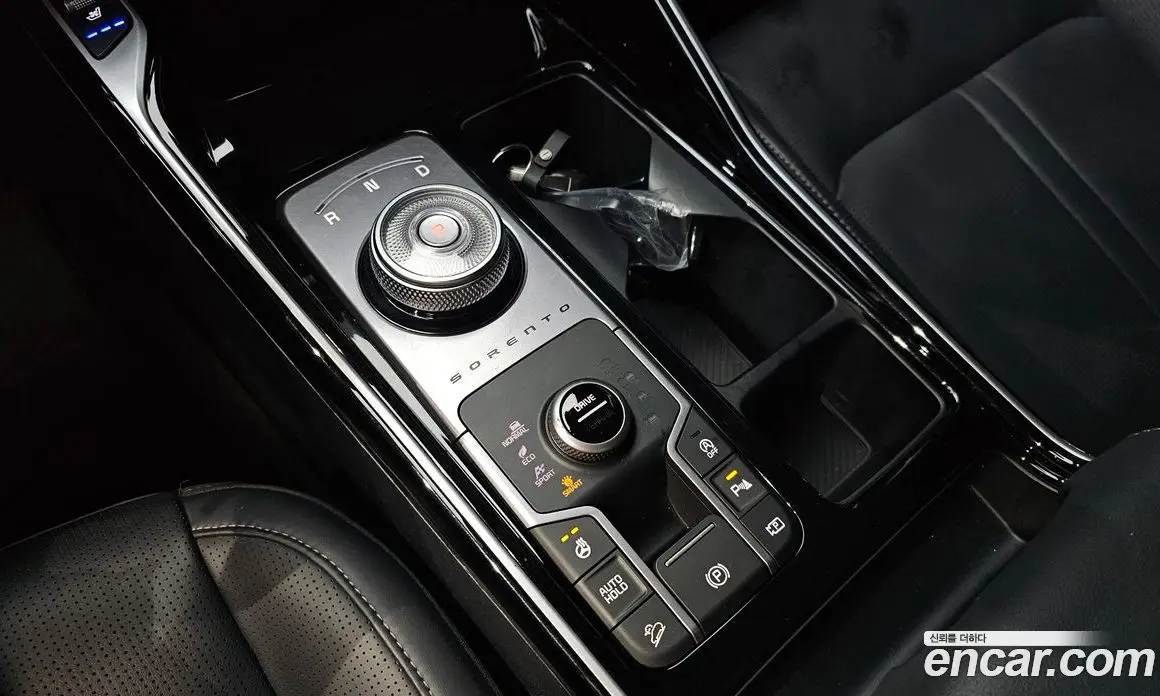 Kia Sorento 2023 2.2 автомат (гидро), фото 9