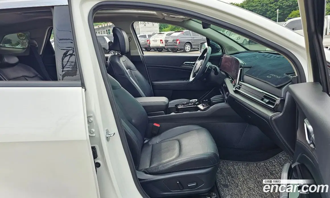 Kia Sportage 2023 1.6 автомат (гидро), фото 11