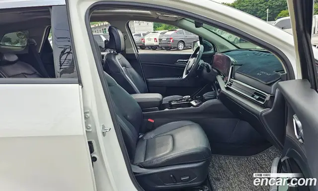 Kia Sportage 2023 1.6 автомат (гидро), миниатюра 11
