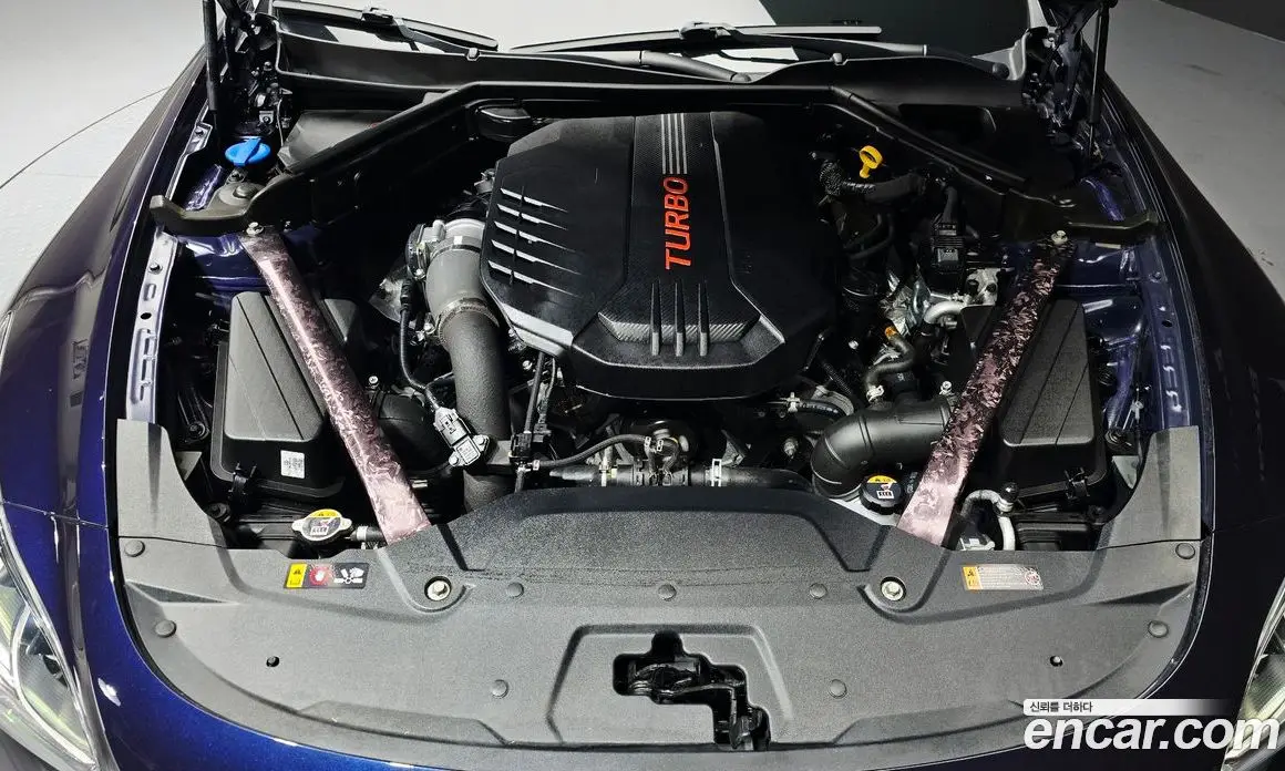 Kia Stinger 2021 3.3 автомат (гидро), фото 6