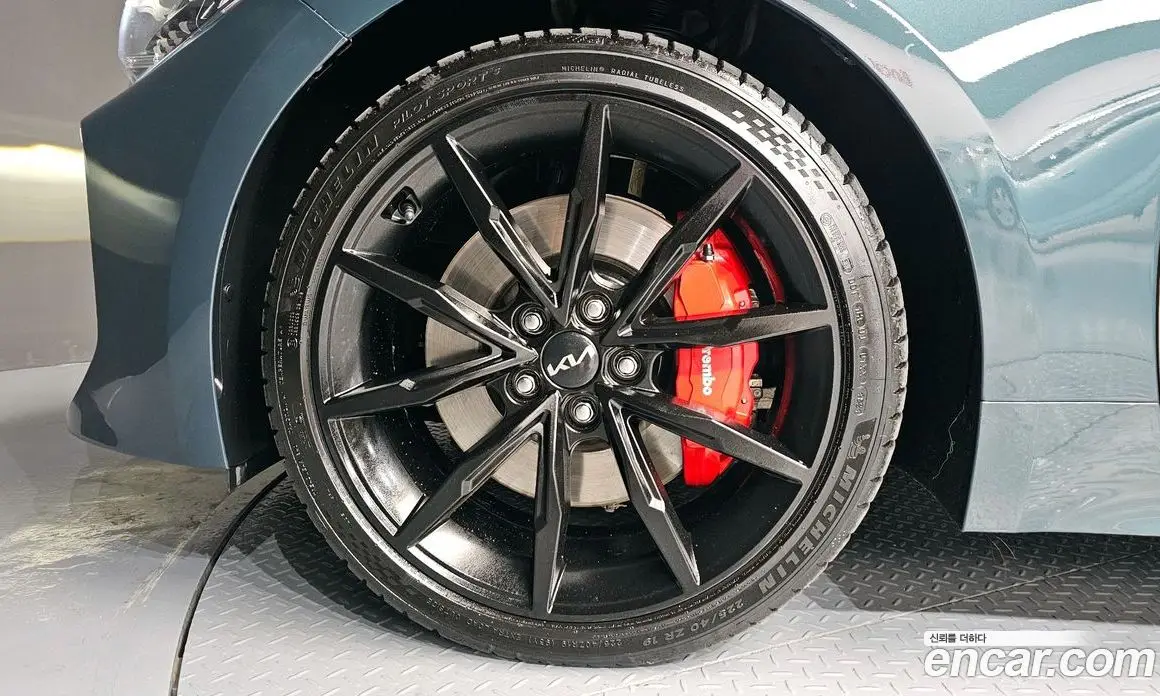 Kia Stinger 2022 3.3 автомат (гидро), фото 5 Kia Stinger 2022 3.3 автомат (гидро), фото 5