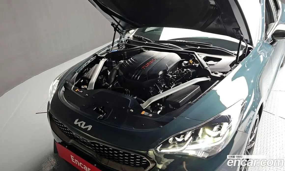 Kia Stinger 2022 3.3 автомат (гидро), фото 6 Kia Stinger 2022 3.3 автомат (гидро), фото 6