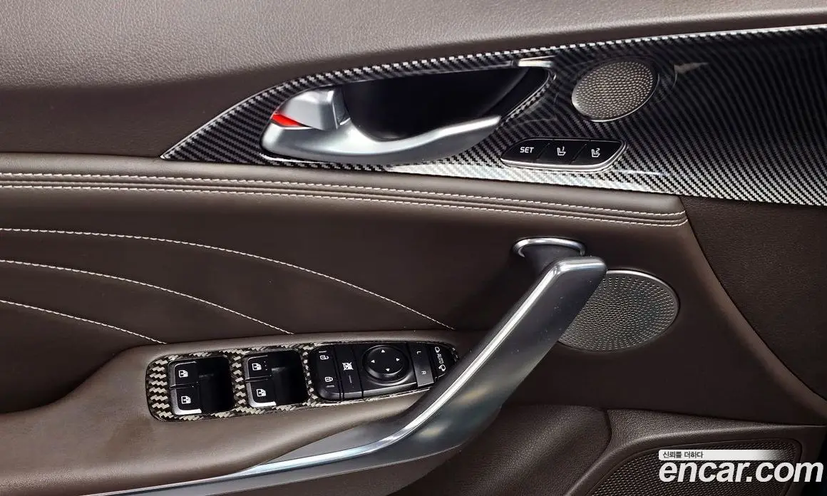 Kia Stinger 2022 3.3 автомат (гидро), фото 20 Kia Stinger 2022 3.3 автомат (гидро), фото 20