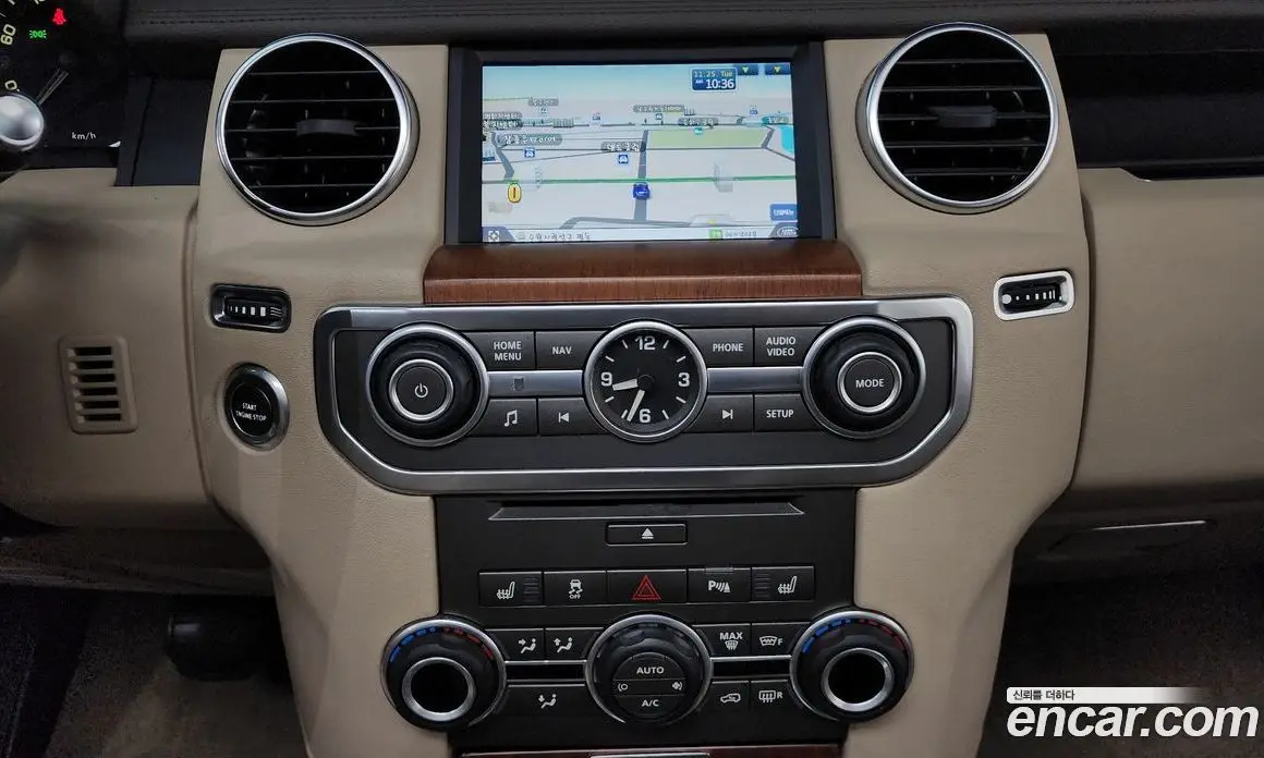 Land Rover Discovery 2016 3.0 автомат (гидро), фото 14