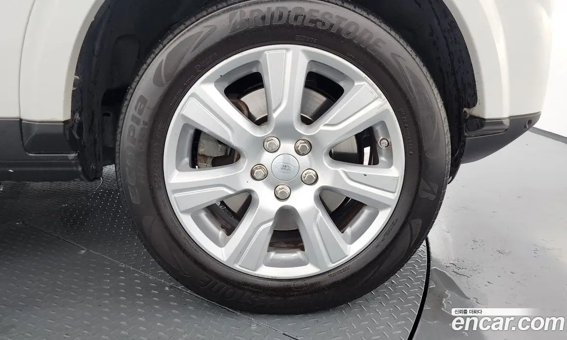 Land Rover Discovery 2016 3.0 автомат (гидро), фото 5