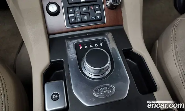 Land Rover Discovery 2016 3.0 автомат (гидро), миниатюра 9