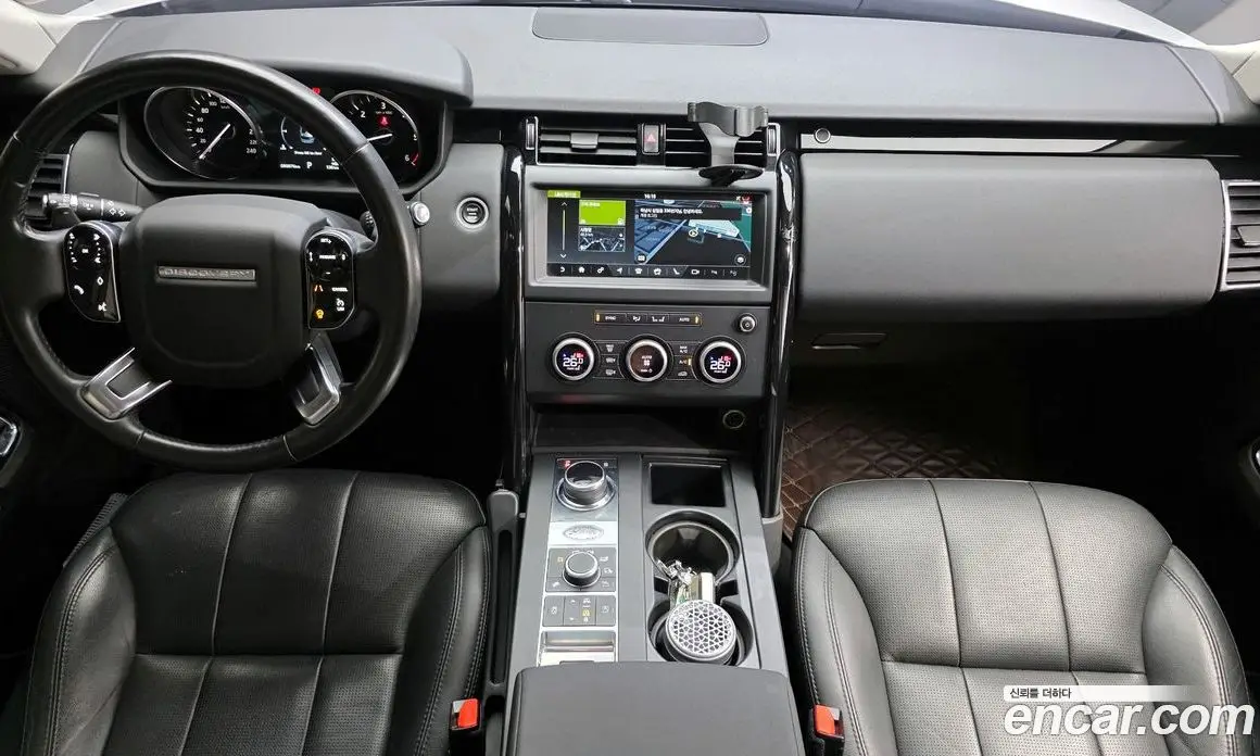 Land Rover Discovery 2019 3.0 автомат (гидро), фото 7 Land Rover Discovery 2019 3.0 автомат (гидро), фото 7