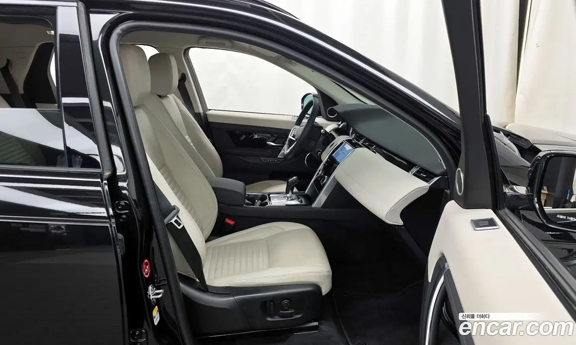 Land Rover Discovery Sport 2023 2.0 автомат (гидро), фото 16 Land Rover Discovery Sport 2023 2.0 автомат (гидро), фото 16