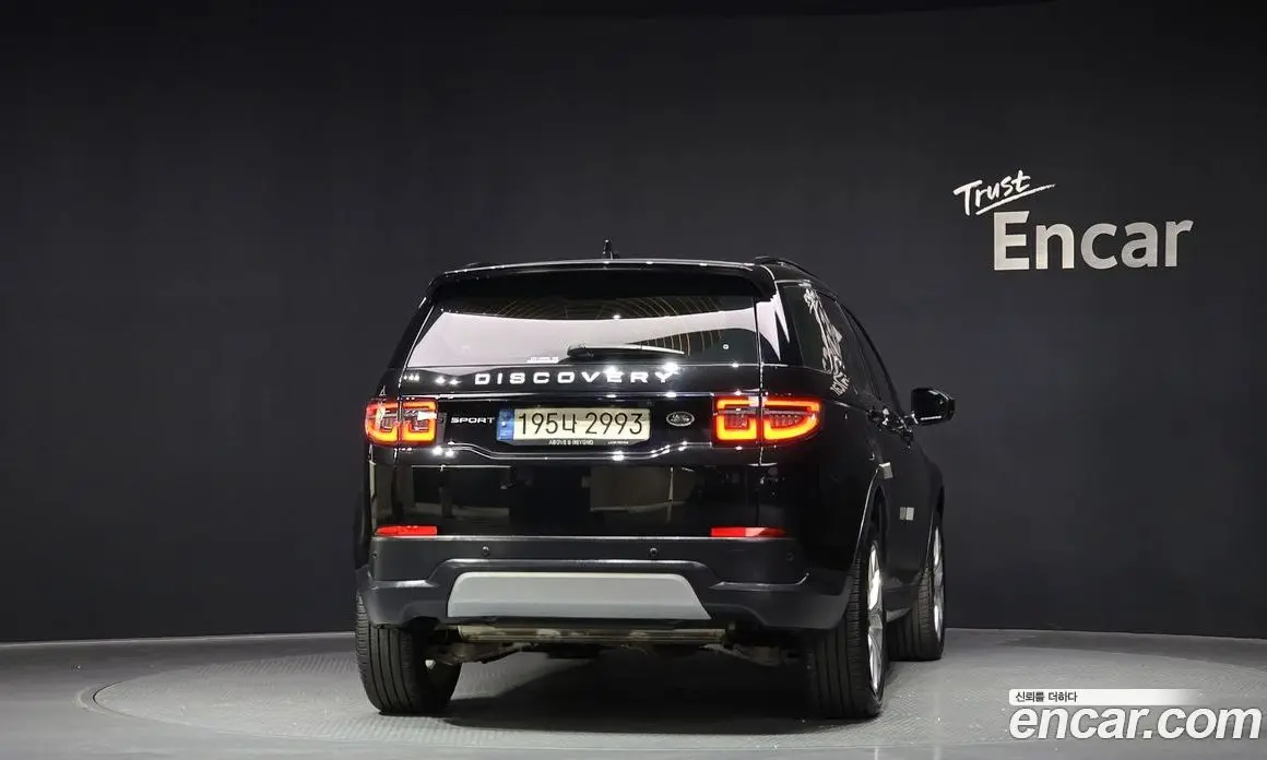 Land Rover Discovery Sport 2023 2.0 автомат (гидро), фото 4 Land Rover Discovery Sport 2023 2.0 автомат (гидро), фото 4