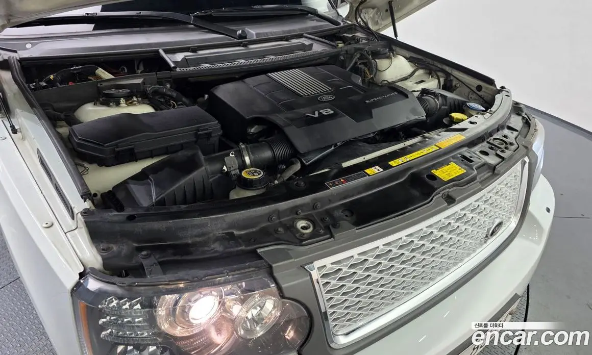 Land Rover Range Rover 2011 5.0 автомат (гидро), фото 6 Land Rover Range Rover 2011 5.0 автомат (гидро), фото 6