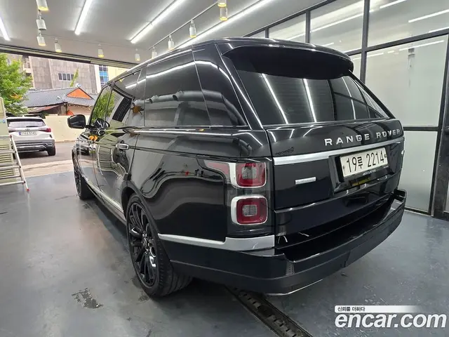 Land Rover Range Rover 2017 4.4 автомат (гидро), миниатюра 3 Land Rover Range Rover 2017 4.4 автомат (гидро), миниатюра 3