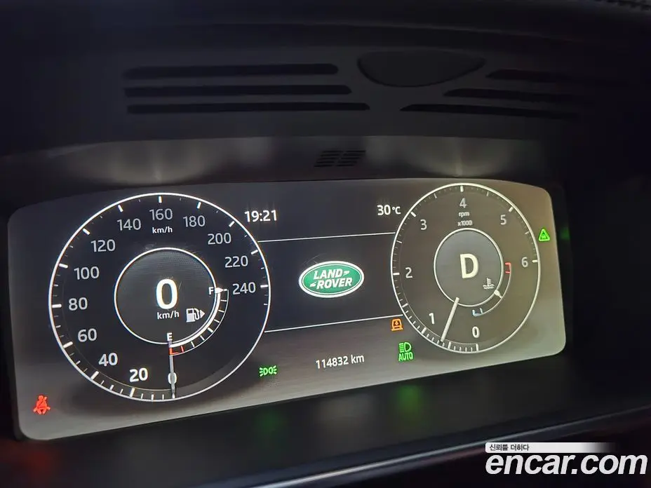 Land Rover Range Rover 2017 4.4 автомат (гидро), фото 7 Land Rover Range Rover 2017 4.4 автомат (гидро), фото 7