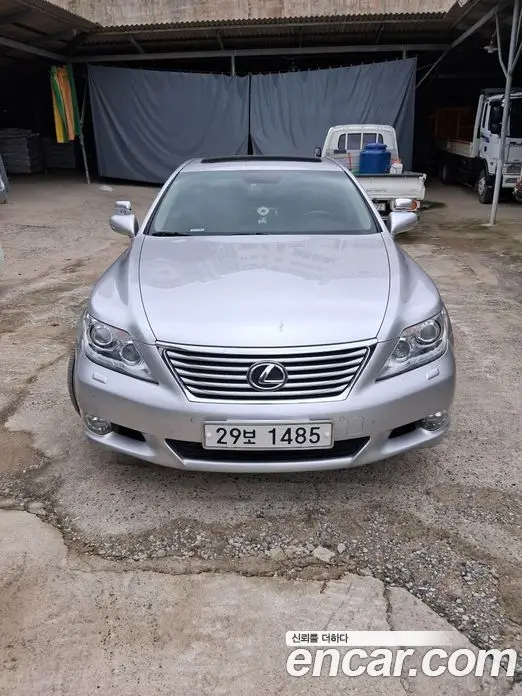 Lexus LS 2009 4.6 автомат (гидро), миниатюра 3 Lexus LS 2009 4.6 автомат (гидро), миниатюра 3