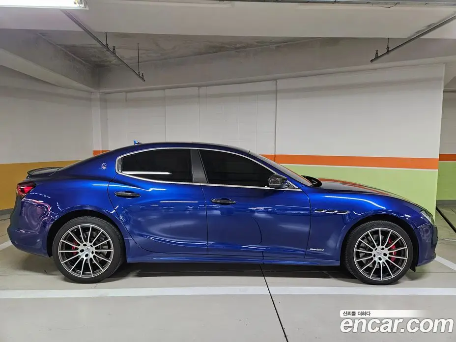 Maserati Ghibli 2018 3.0 автомат (гидро), фото 1 Maserati Ghibli 2018 3.0 автомат (гидро), фото 1