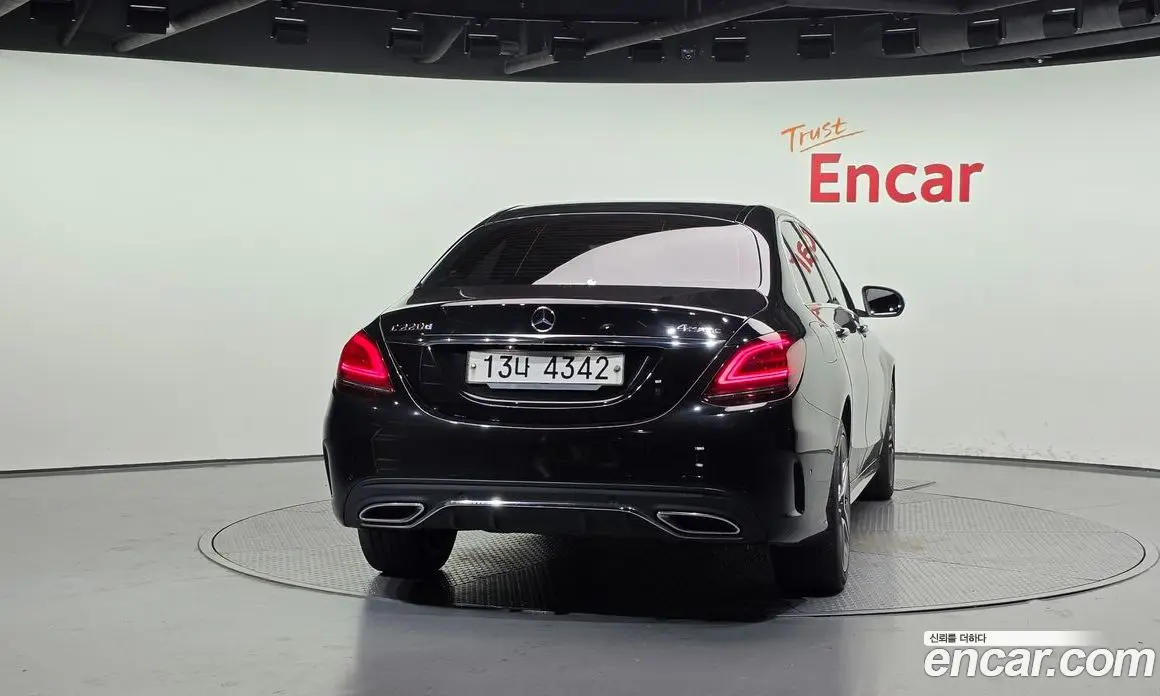 Mercedes-Benz C-Class 2019 1.9 автомат (гидро), фото 4