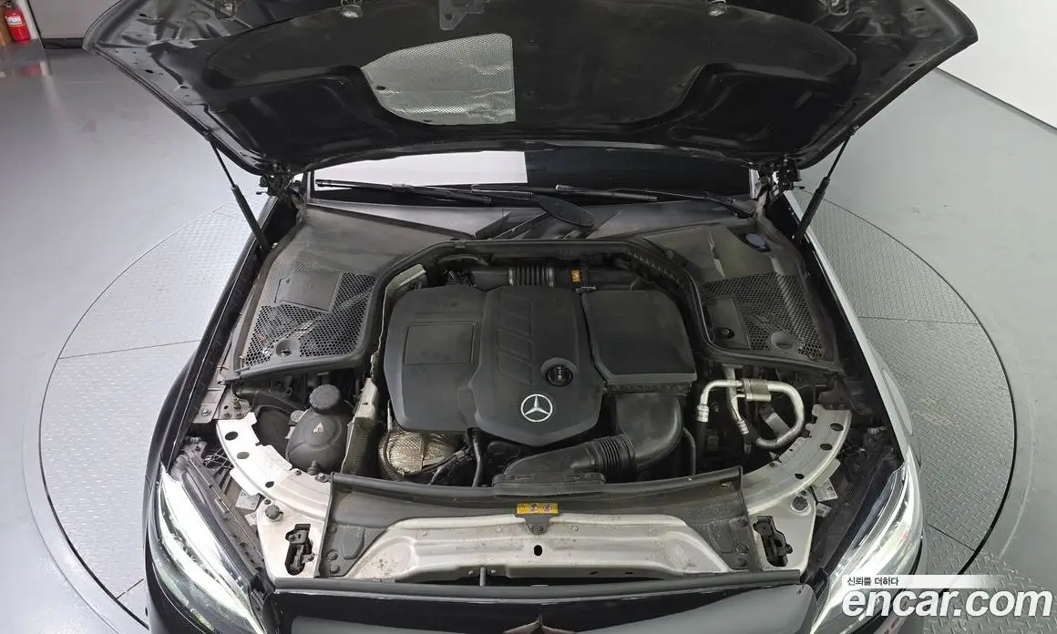 Mercedes-Benz C-Class 2019 1.9 автомат (гидро), фото 6