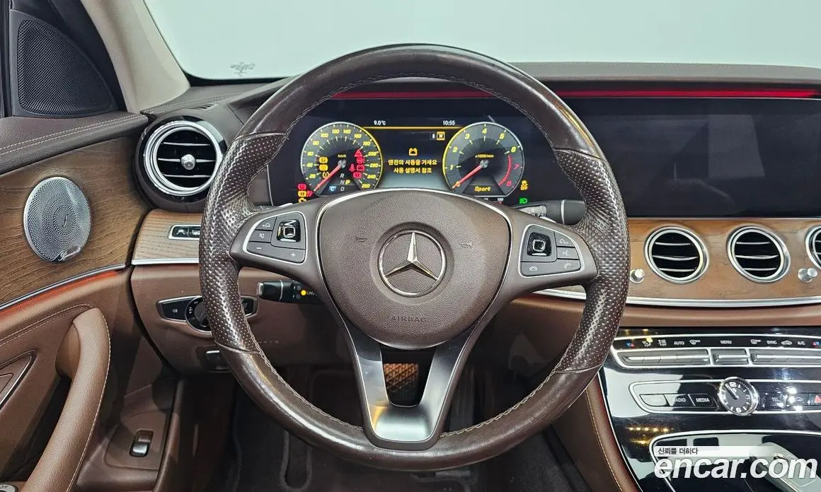 Mercedes-Benz E-Class 2018 2.0 автомат (гидро), фото 14