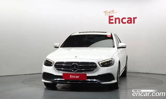 Mercedes-Benz E-Class 2021 2.0 автомат (гидро), миниатюра 3 Mercedes-Benz E-Class 2021 2.0 автомат (гидро), миниатюра 3